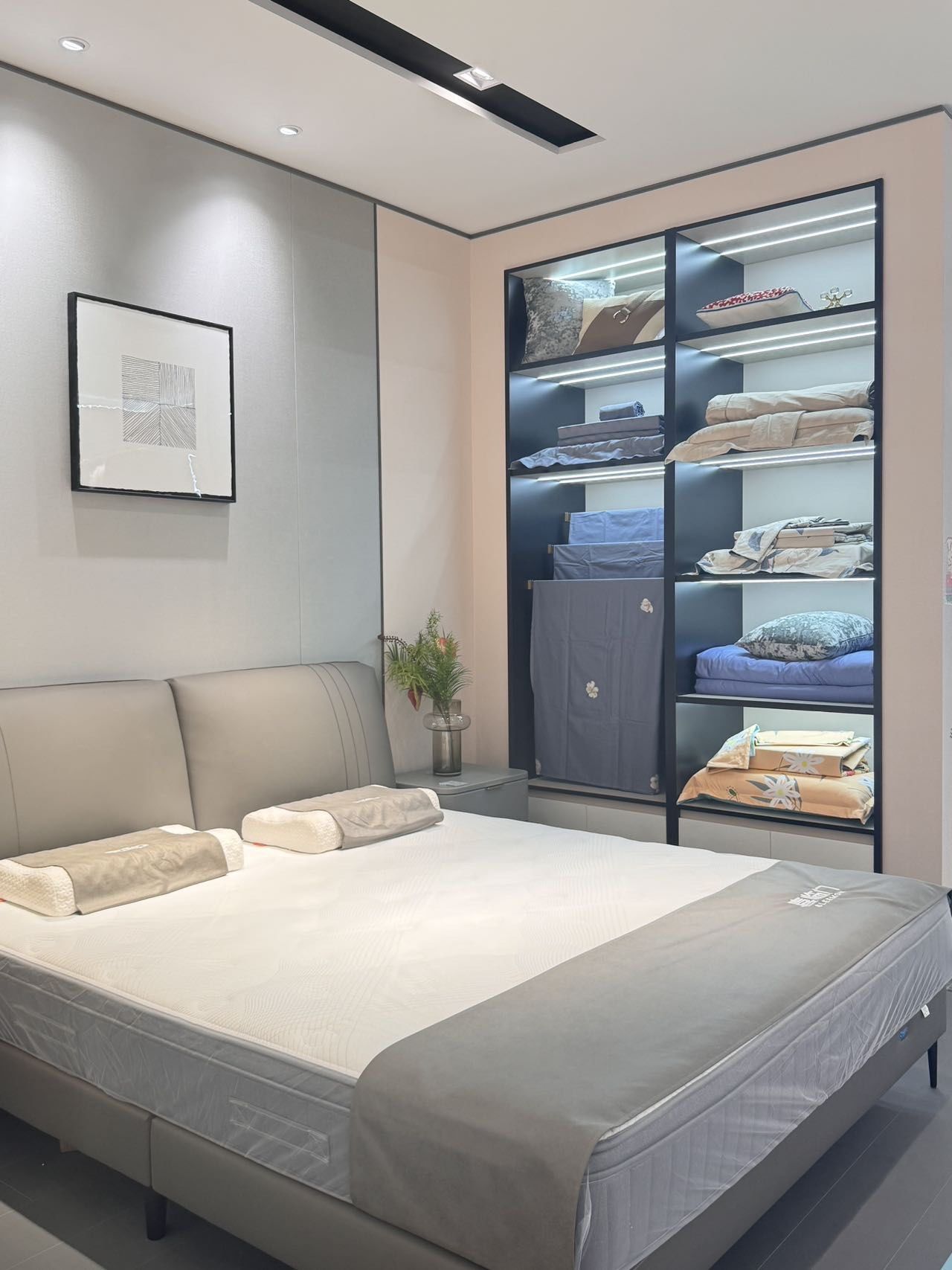 喜臨門 匠心鑄就軟體家具高品質，同心共筑家居夢想