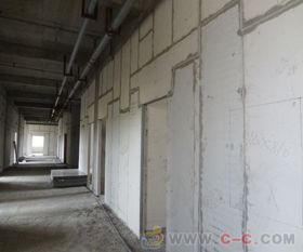 輕質隔墻板引領綠色建筑新風尚——鯤奧牌輕質建材的江西制造之道
